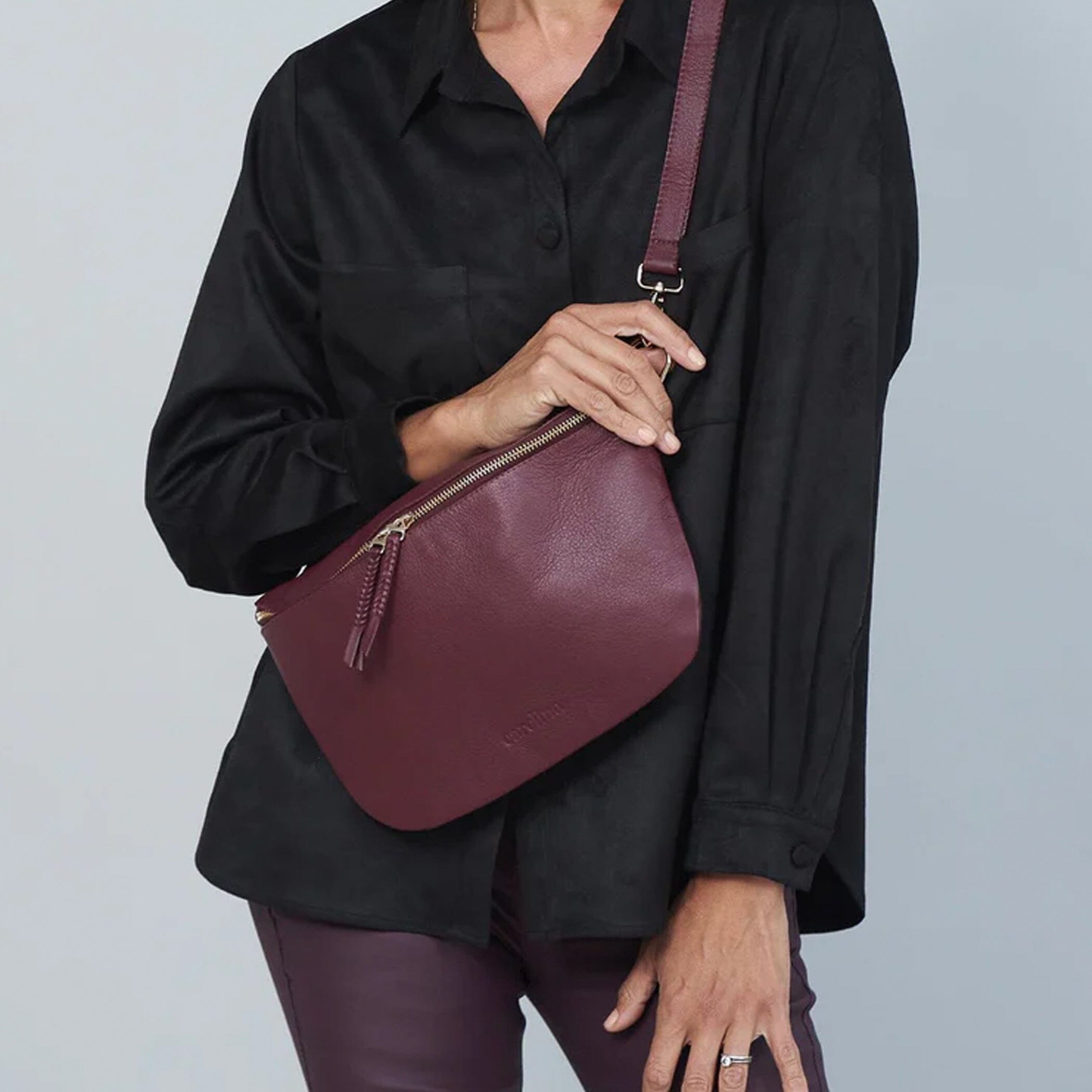 Cross Body Bags – Carolina