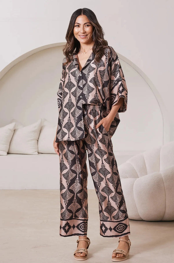 Casey Straight Leg Pants Fan Print in Black & Espresso Pants