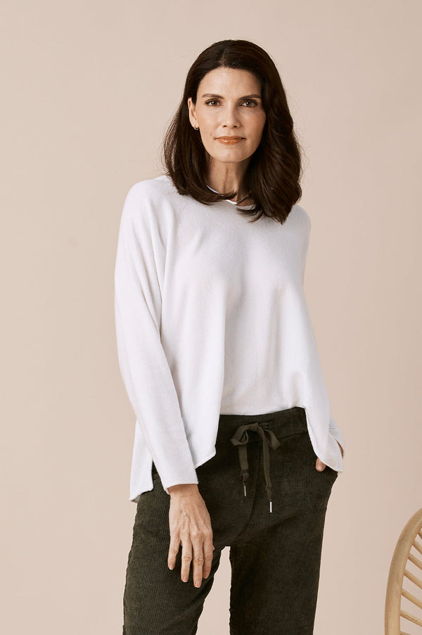 Jayda V-Neck Jumper White Knitwear