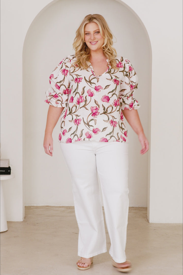Cristina Floral Mid Sleeve V-Neck Linen Top product video by Carolina