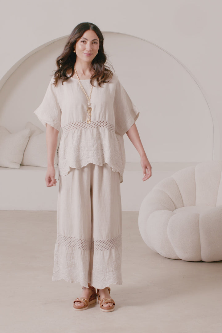 Milania Linen Set Oatmeal product video by Carolina