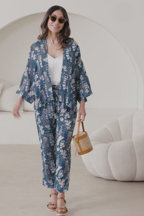 Lissy Floral Cropped Kimono Cape Slate Blue product video by Carolina