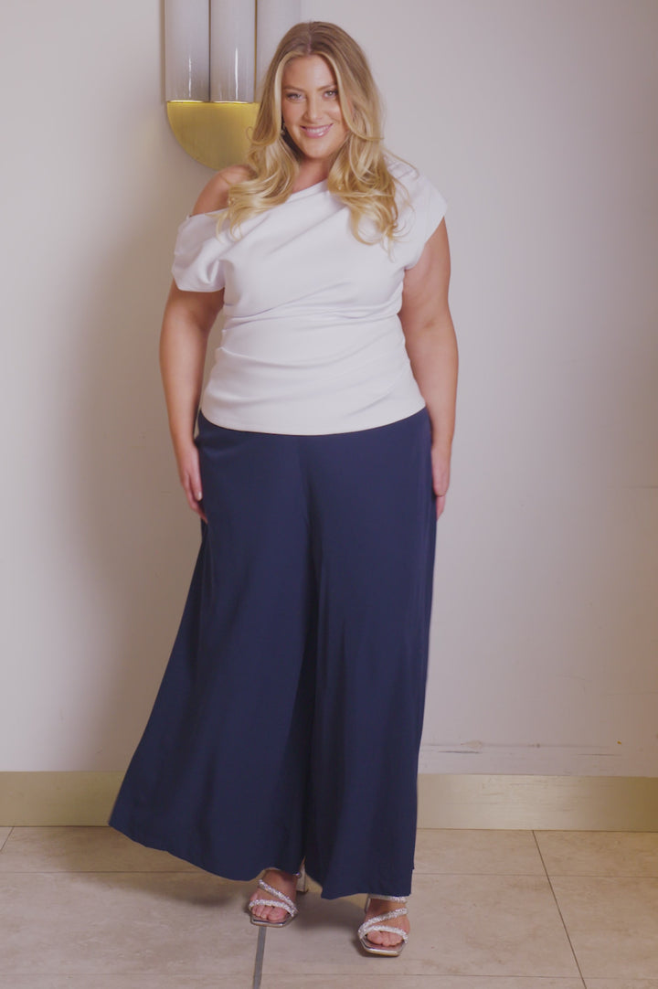 Lexie Wide Leg Pants Navy product video from Carolina